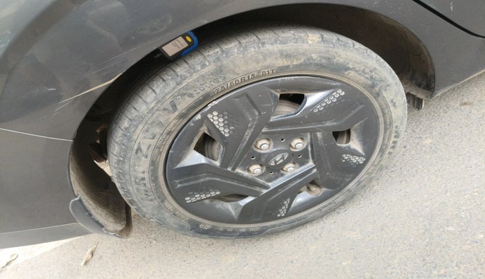 2022 Hyundai AURA S 1.2 AMT, Petrol, Automatic, 46,040 km, tyre