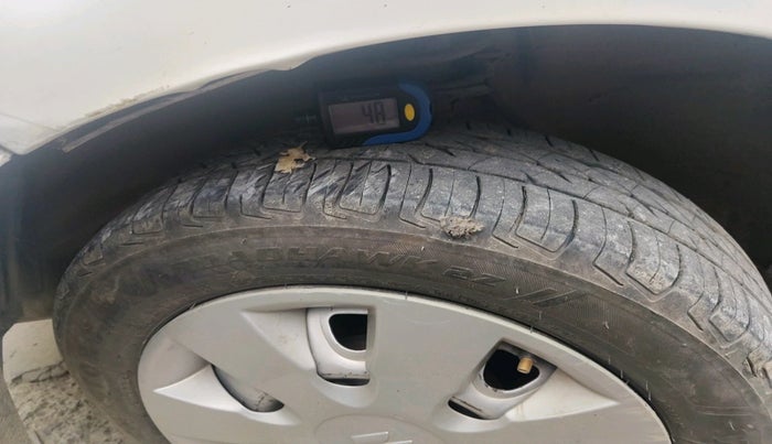 2015 Maruti Alto K10 LXI, CNG, Manual, 1,73,718 km, tyre