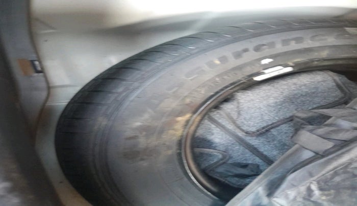 2022 KIA SONET HTK PLUS 1.0 IMT, Petrol, Manual, 58,611 km, tyre