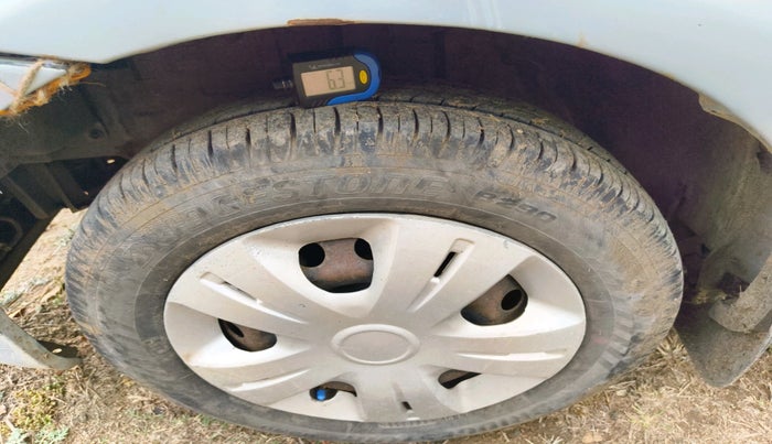 2011 Toyota Etios G, Petrol, Manual, 99,900 km, tyre