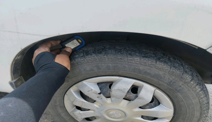 2012 Maruti Alto 800 LXI, Petrol, Manual, 50,236 km, tyre