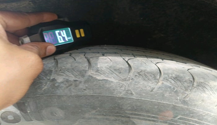 2024 Hyundai ALCAZAR Signature 6 STR 1.5 Turbo GDi Petrol DCT, Petrol, Automatic, 37,879 km, tyre