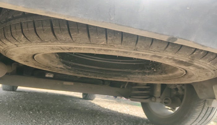 2025 MG HECTOR PLUS SAVVY PRO 1.5 TURBO CVT 7 STR, Petrol, Automatic, 8,040 km, tyre