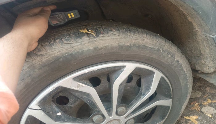 2023 Tata NEXON SMART 1.2 PETROL, Petrol, Manual, 26,738 km, tyre