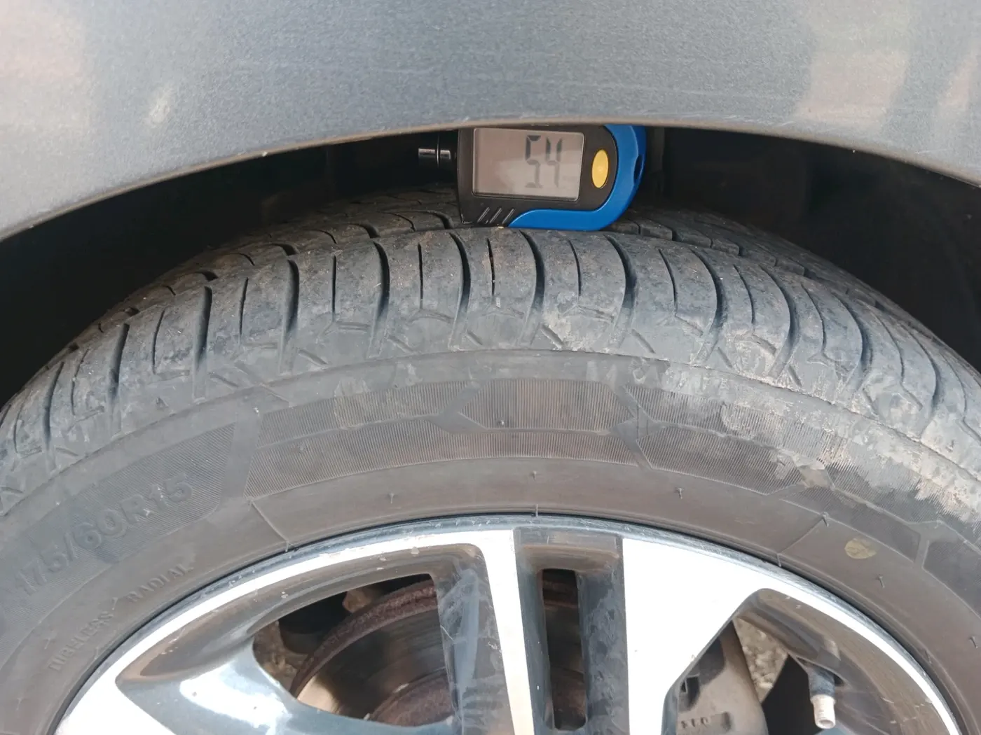 2021 Tata Tiago XZ PLUS PETROL, CNG, Manual, 1,10,914 km, tyre