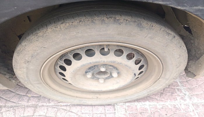 2019 Honda WR-V 1.5L I-DTEC VX MT, Diesel, Manual, 82,996 km, tyre