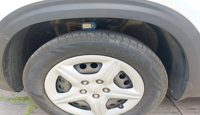 2019 KIA SELTOS HTK 1.5 PETROL, Petrol, Manual, 67,974 km, tyre