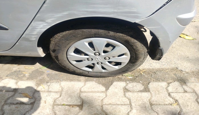 2011 Hyundai i10 MAGNA 1.2, Petrol, Manual, 32,053 km, tyre