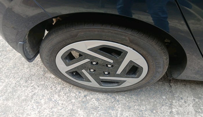 2023 Hyundai GRAND I10 NIOS SPORTZ 1.2 KAPPA VTVT, Petrol, Manual, 2,728 km, tyre