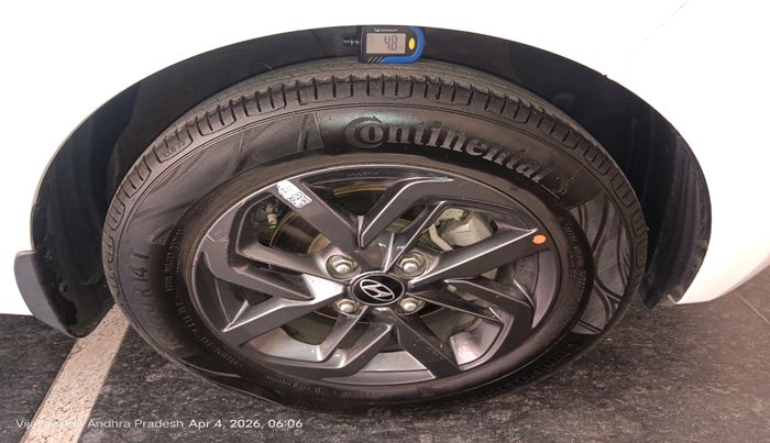 2022 Hyundai GRAND I10 NIOS SPORTZ 1.2 KAPPA VTVT CNG, CNG, Manual, 51,083 km, tyre