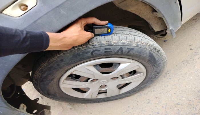 2016 Renault Kwid RXT 0.8, Petrol, Manual, 34,481 km, tyre