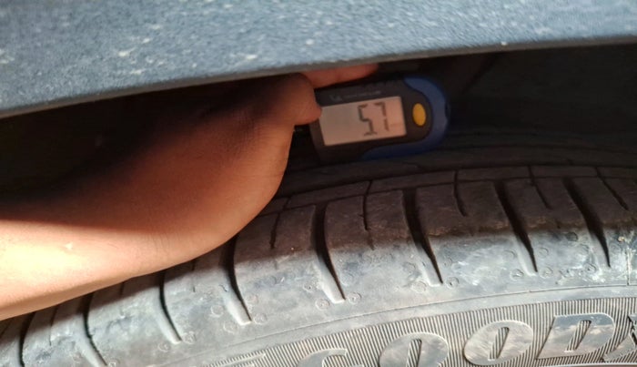 2024 MG HECTOR PLUS SHARP PRO 1.5 PETROL TURBO CVT 7 STR, Petrol, Automatic, 18,449 km, tyre