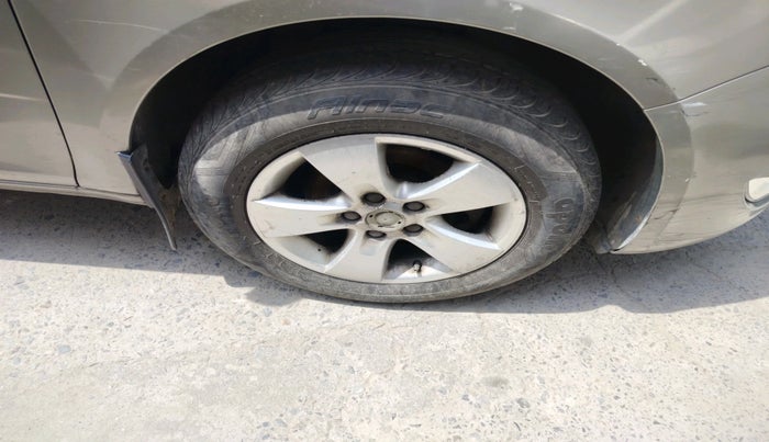 2011 Skoda Fabia ACTIVE 1.2 MPI, Petrol, Manual, 49,443 km, tyre