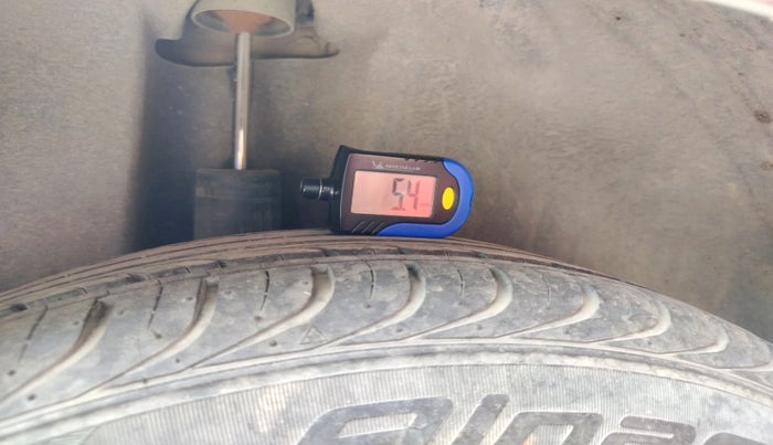 2011 Skoda Fabia ACTIVE 1.2 MPI, Petrol, Manual, 49,443 km, tyre