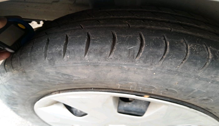 2019 Maruti New Wagon-R VXI 1.2, Petrol, Manual, 80,736 km, tyre