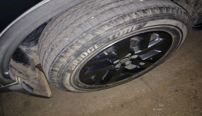 2022 Tata Harrier XZA Plus 2.0L Kryotec Halo Dark Edition, Diesel, Automatic, 65,000 km, tyre