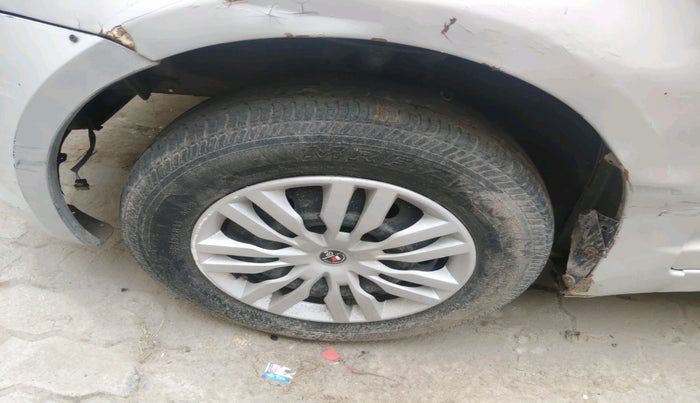 2011 Maruti Swift Dzire VXI, Petrol, Manual, 71,615 km, tyre