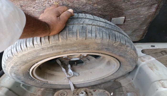 2011 Hyundai i20 SPORTZ 1.2, Petrol, Manual, 1,32,406 km, tyre