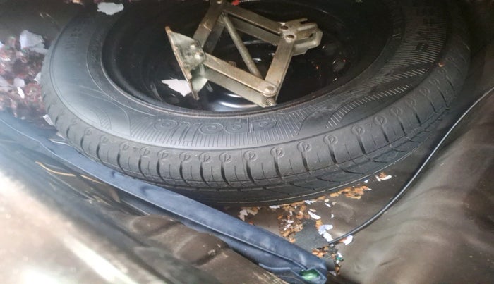 2020 Renault Kwid CLIMBER 1.0 (O), Petrol, Manual, 21,964 km, tyre