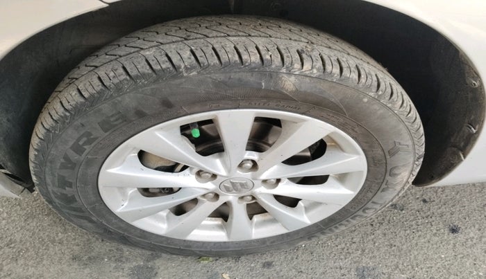 2014 Maruti Ertiga ZDI, Diesel, Manual, 1,61,967 km, tyre