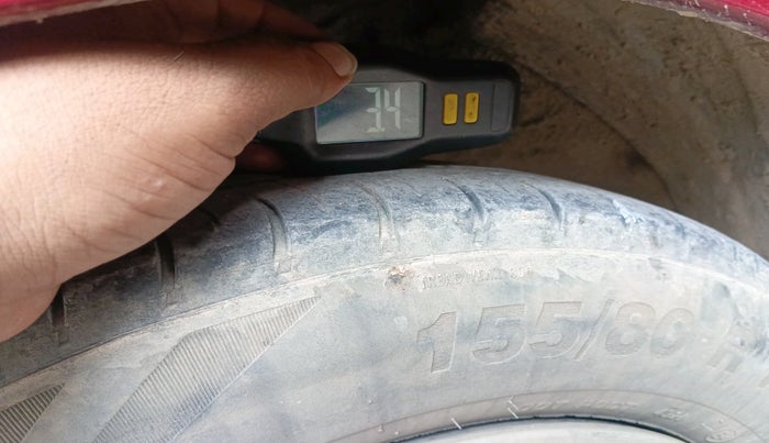 2011 Hyundai i10 MAGNA 1.2, Petrol, Manual, 51,600 km, tyre