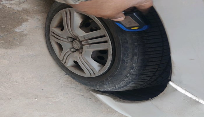 2011 Honda City 1.5L I-VTEC S MT, Petrol, Manual, 97,544 km, tyre