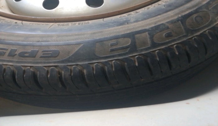 2021 Maruti Swift LXI, Petrol, Manual, 14,819 km, tyre