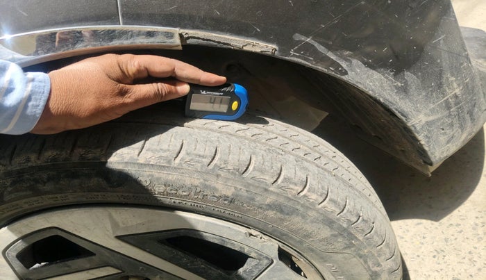 2023 Hyundai AURA S 1.2 CNG, CNG, Manual, 69,088 km, tyre