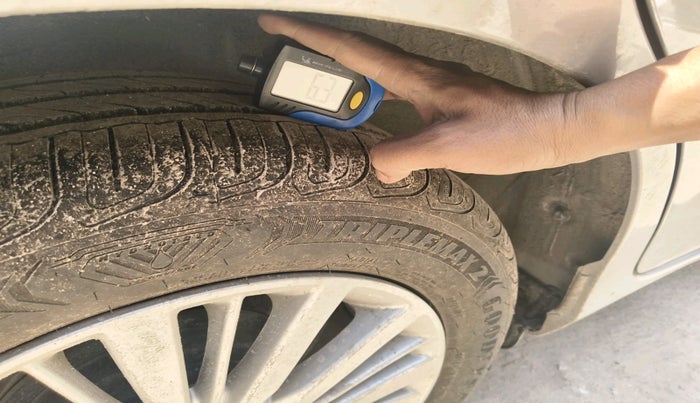 2025 Honda Amaze 1.2L I-VTEC VX CVT, Petrol, Automatic, 5,121 km, tyre