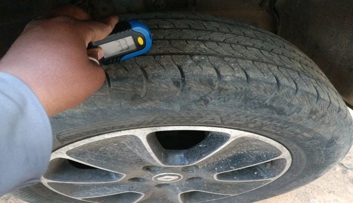 2019 Renault Duster 110 PS RXS 4X2 AMT DIESEL, Diesel, Automatic, 1,00,938 km, tyre