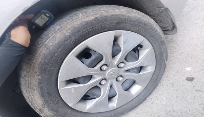 2017 Hyundai Xcent E+, Petrol, Manual, 78,939 km, tyre