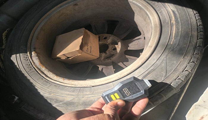 2013 Hyundai i20 SPORTZ 1.4 CRDI, Diesel, Manual, 1,16,834 km, tyre