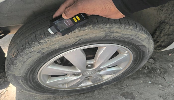 2013 Hyundai i20 SPORTZ 1.4 CRDI, Diesel, Manual, 1,16,834 km, tyre