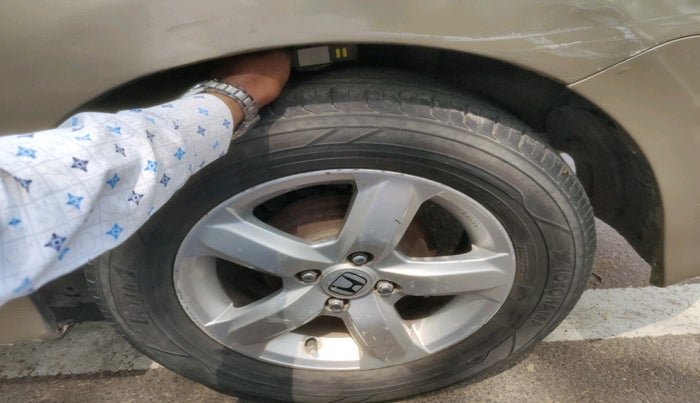 2009 Honda City 1.5L I-VTEC V MT, CNG, Manual, 1,12,961 km, tyre