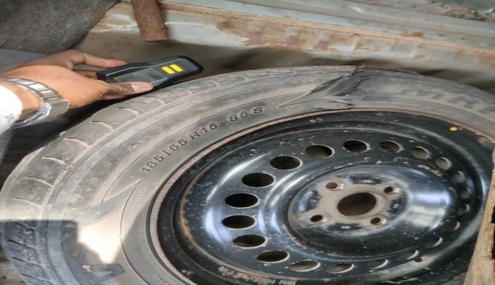 2009 Honda City 1.5L I-VTEC V MT, CNG, Manual, 1,12,961 km, tyre