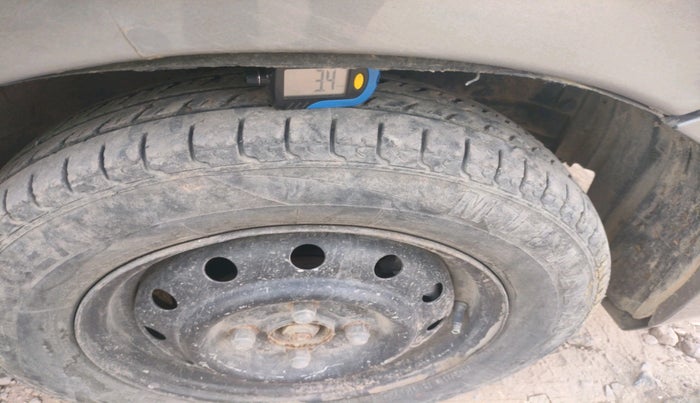 2016 Maruti Wagon R 1.0 VXI, CNG, Manual, 66,674 km, tyre