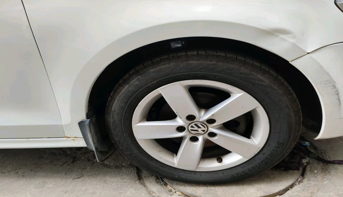 2013 Volkswagen Jetta TRENDLINE TDI, Diesel, Manual, 95,237 km, tyre