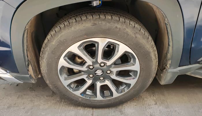 2023 Maruti Grand Vitara ALPHA SMART HYBRID AT, Petrol, Automatic, 3,759 km, tyre