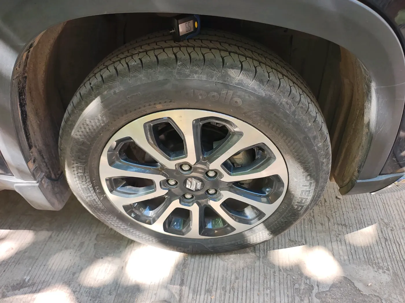 2023 Maruti Grand Vitara ALPHA SMART HYBRID AT, Petrol, Automatic, 3,763 km, tyre