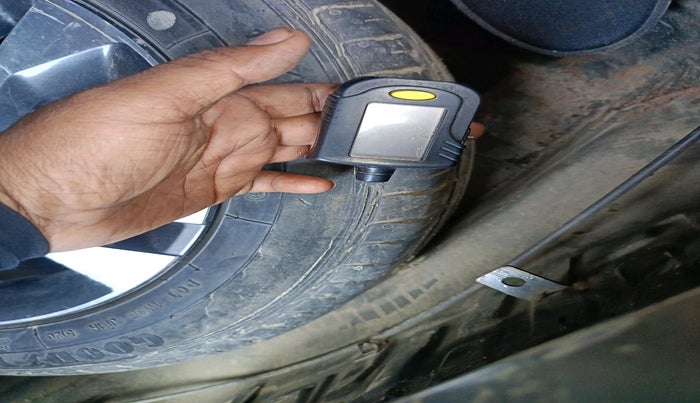 2020 Tata Tiago XZ PLUS PETROL, Petrol, Manual, 68,174 km, tyre