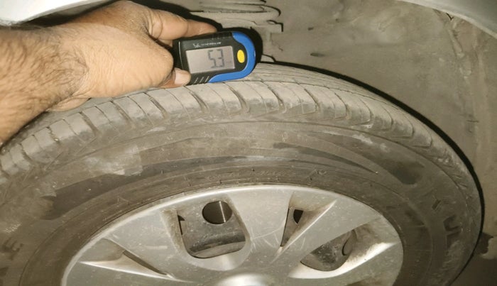 2018 Nissan Micra Active XL O, CNG, Manual, 1,58,663 km, tyre