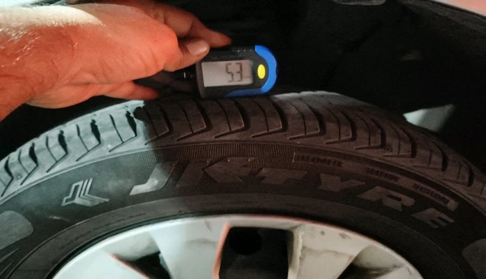 2018 Nissan Micra Active XL O, CNG, Manual, 1,58,663 km, tyre