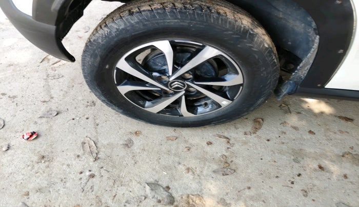 2024 CITROEN E C3 Shine, Electric, Automatic, 56,424 km, tyre