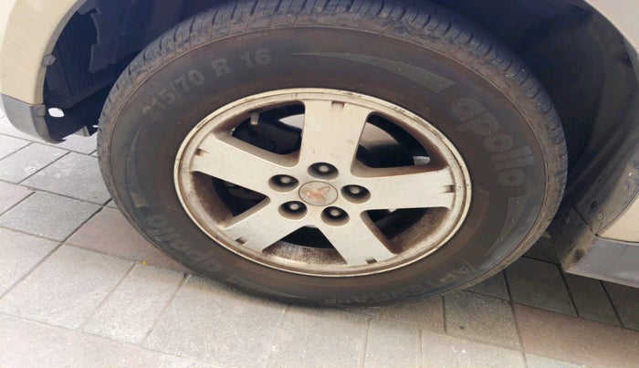 2009 Mitsubishi Outlander 2.4 MIVEC, Petrol, Automatic, 81,375 km, tyre