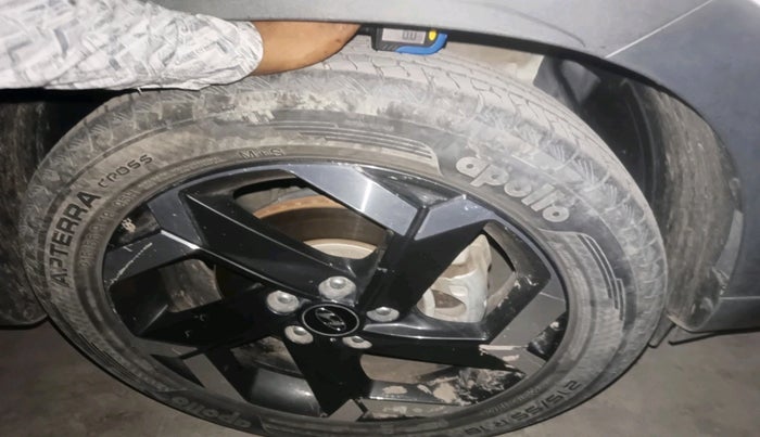 2021 Hyundai ALCAZAR PLATINUM 1.5 MT 7STR, Diesel, Manual, 18,457 km, tyre