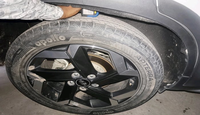 2021 Hyundai ALCAZAR PLATINUM 1.5 MT 7STR, Diesel, Manual, 18,457 km, tyre