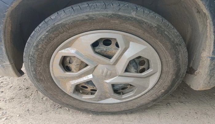 2017 Maruti Vitara Brezza VDI (O), Diesel, Manual, 95,001 km, tyre