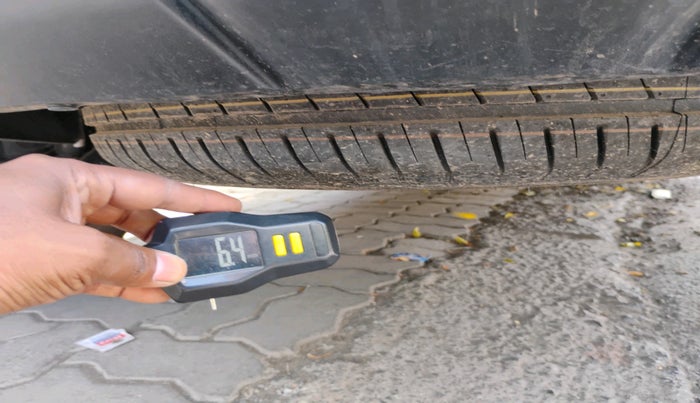 2025 Tata PUNCH Adventure Plus (S) iCNG, CNG, Manual, 5,831 km, tyre