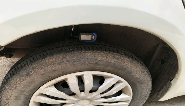 2009 Maruti Swift VXI 1.3, Petrol, Manual, 1,05,590 km, tyre