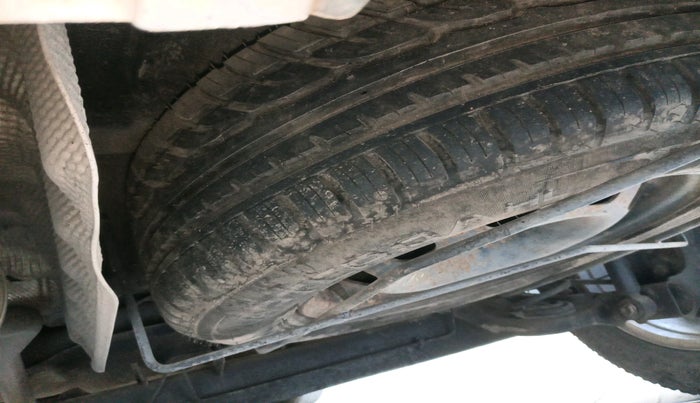 2017 Renault Duster 110 PS RXZ DIESEL, Diesel, Manual, 1,66,215 km, tyre